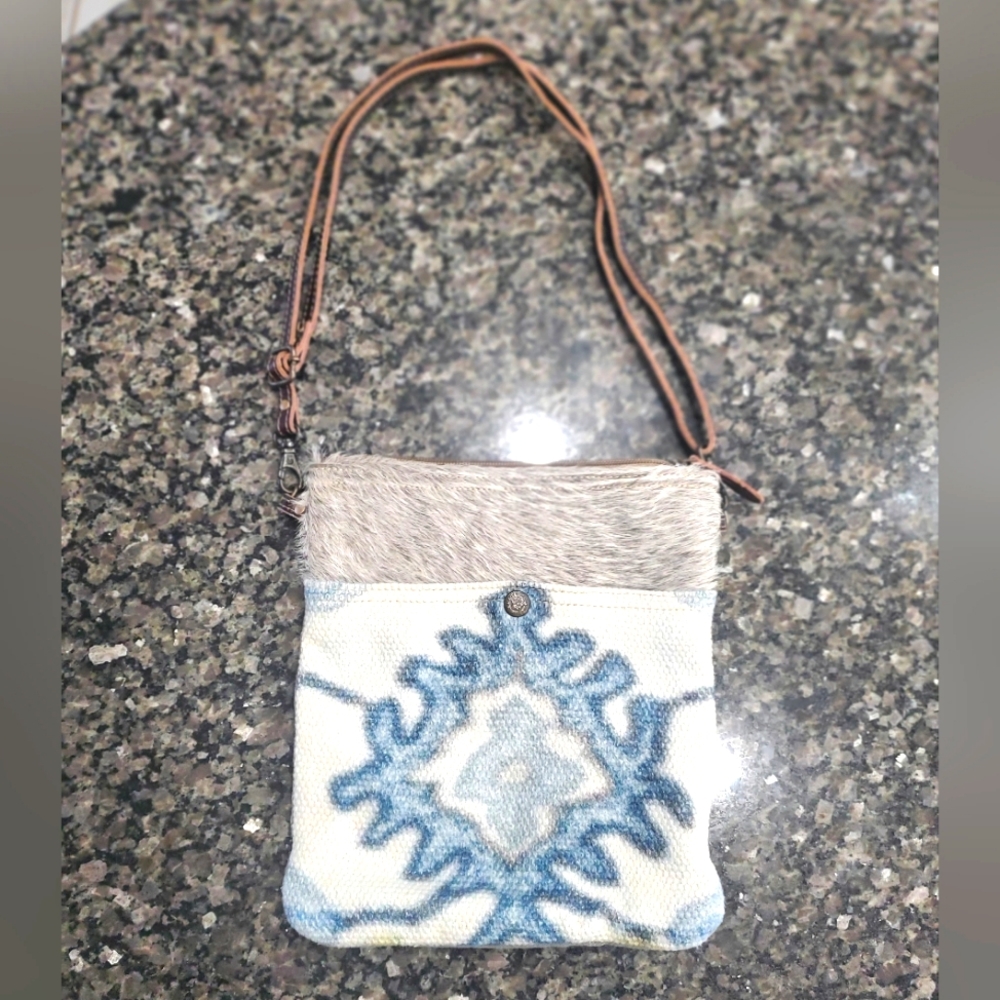 Myra Bag